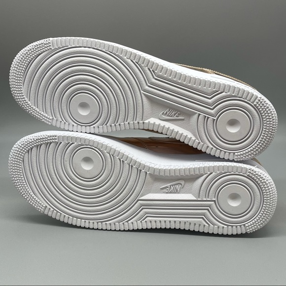 NEW Nike Air Force 1 Low White Rose Gold Sneakers Brand New - Picture 11 of 12